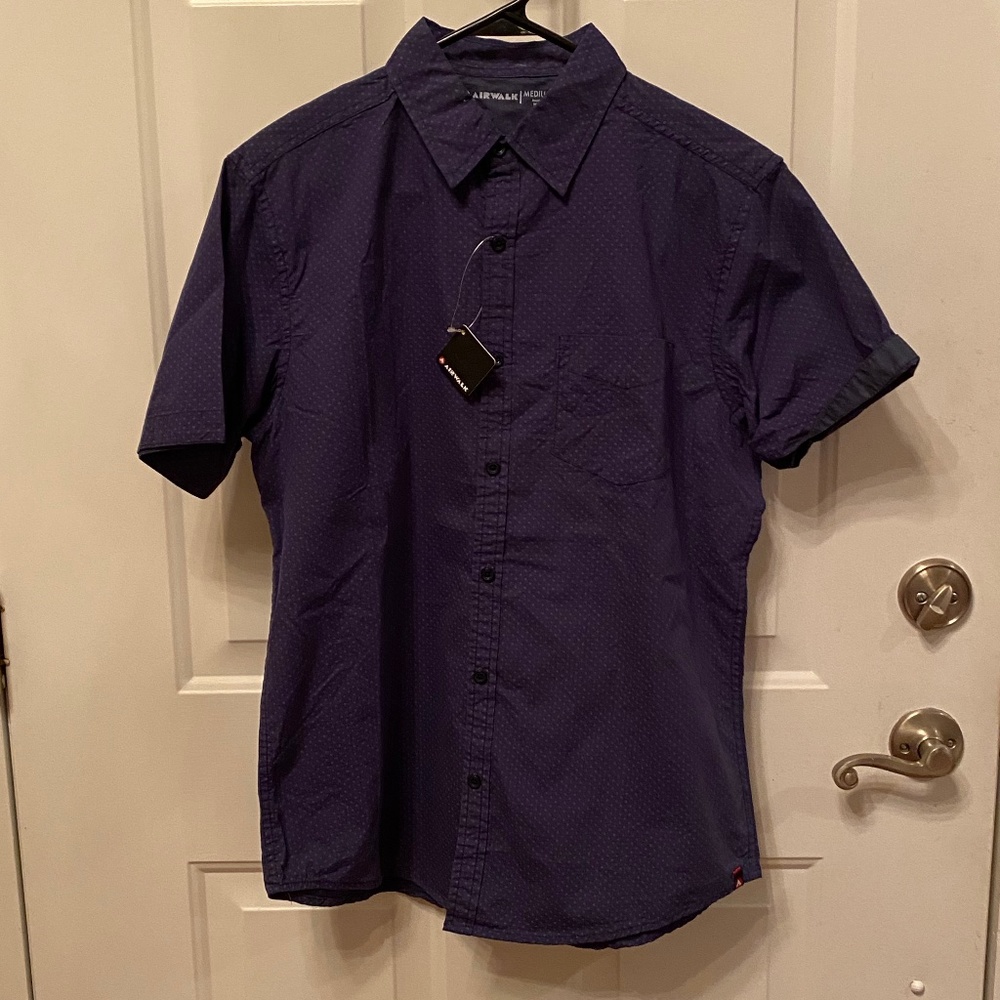 Airwalk Men's Casual Button Down